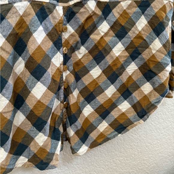 Lucky Brand Women's Flannel Button Down Shirt - Picture 4 of 6